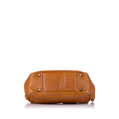 Prada Leather Shoulder bag (SHG-32133)