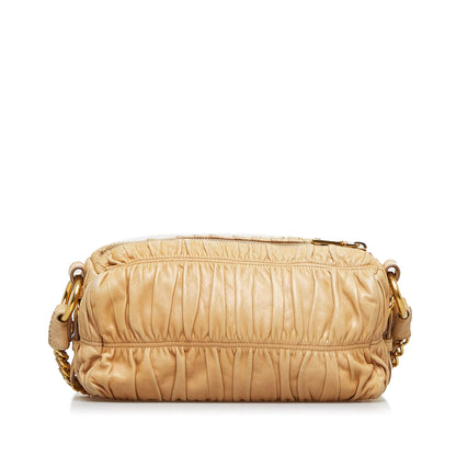 Prada Nappa Gaufre Chain Shoulder Bag (SHG-tjjCqR)
