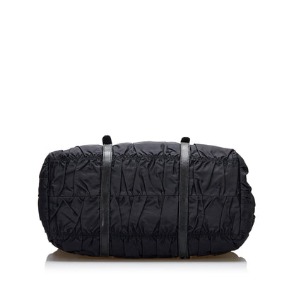 Prada Tessuto Gaufre Tote (SHG-GeEzlG)