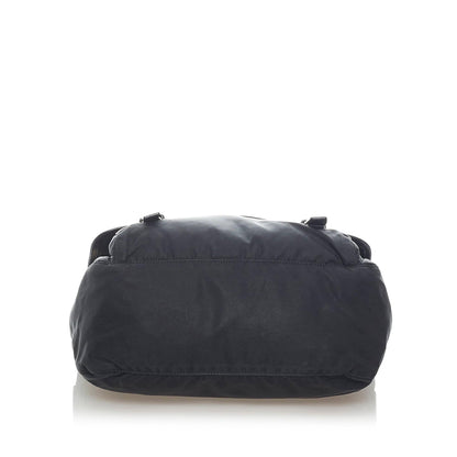 Prada Tessuto Messenger Bag (SHG-33321)