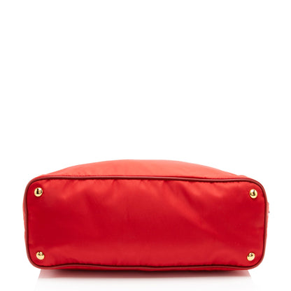 Prada Tessuto Saffiano Drawstring Tote (SHF-qG4m7p)