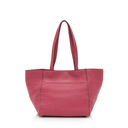 Prada Vitello Daino Tote (SHF-17828)