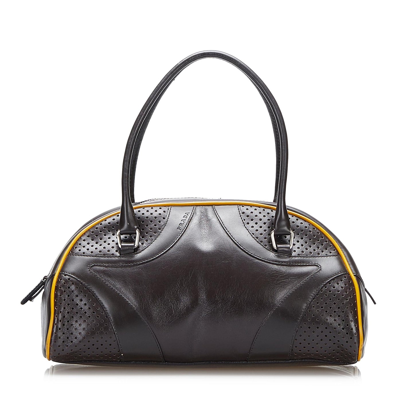 Prada Vitello Drive Handbag (SHG-sJeqXi)