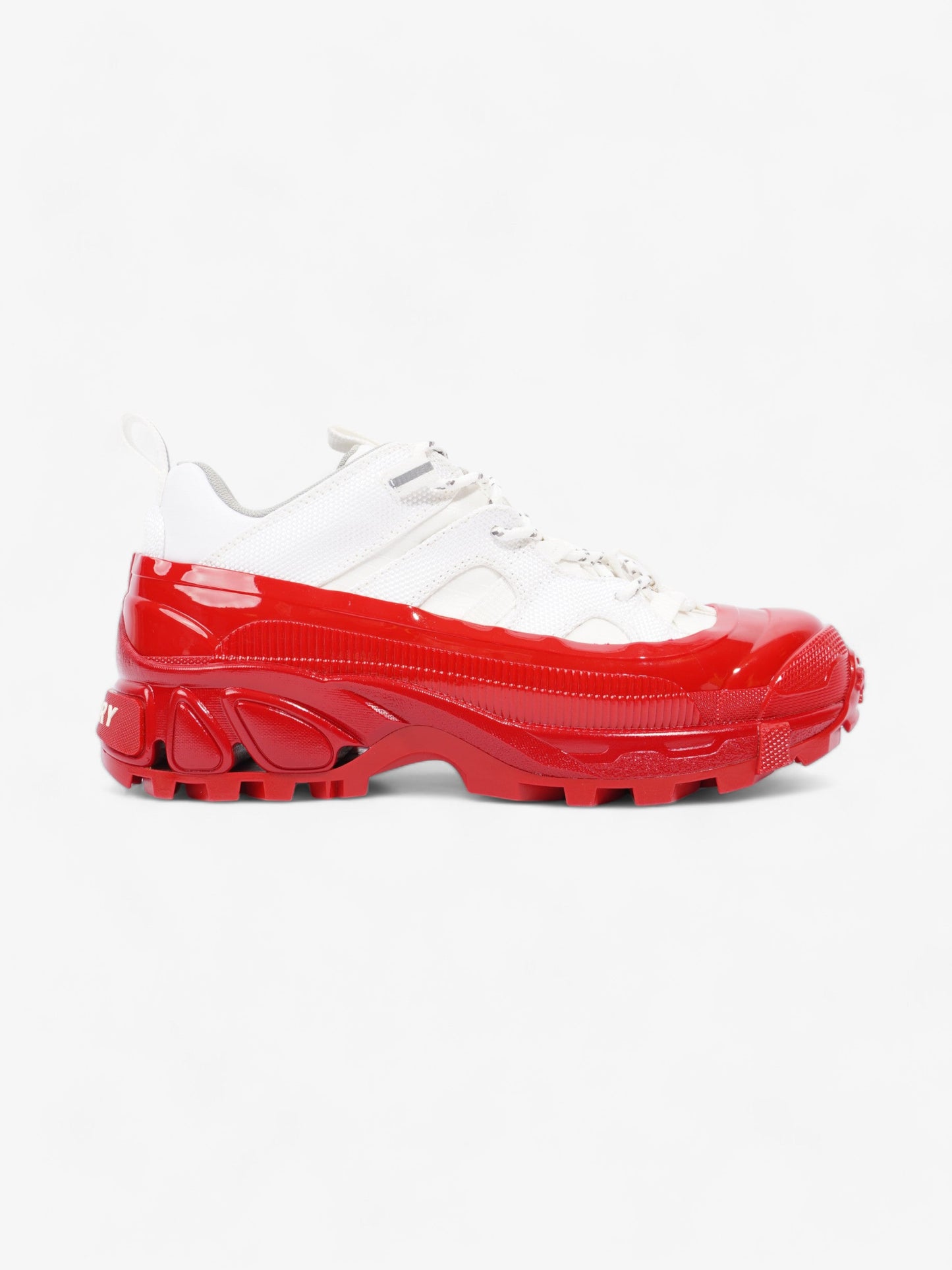 Burberry Arthur White / Red Nylon EU 35 UK 2