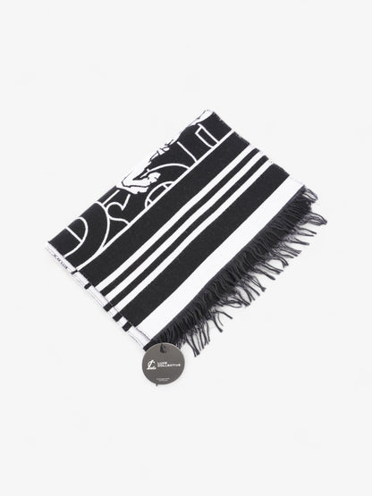 Burberry Equestrian Scarf Black / White Wool