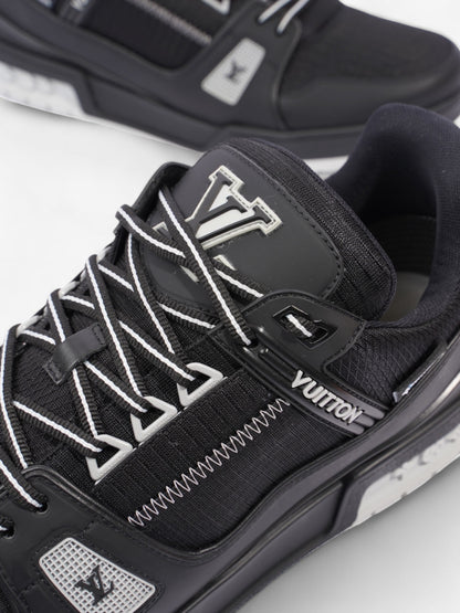 Louis Vuitton LV Trainer Sneakers Black / Grey Mesh EU 43 UK 9