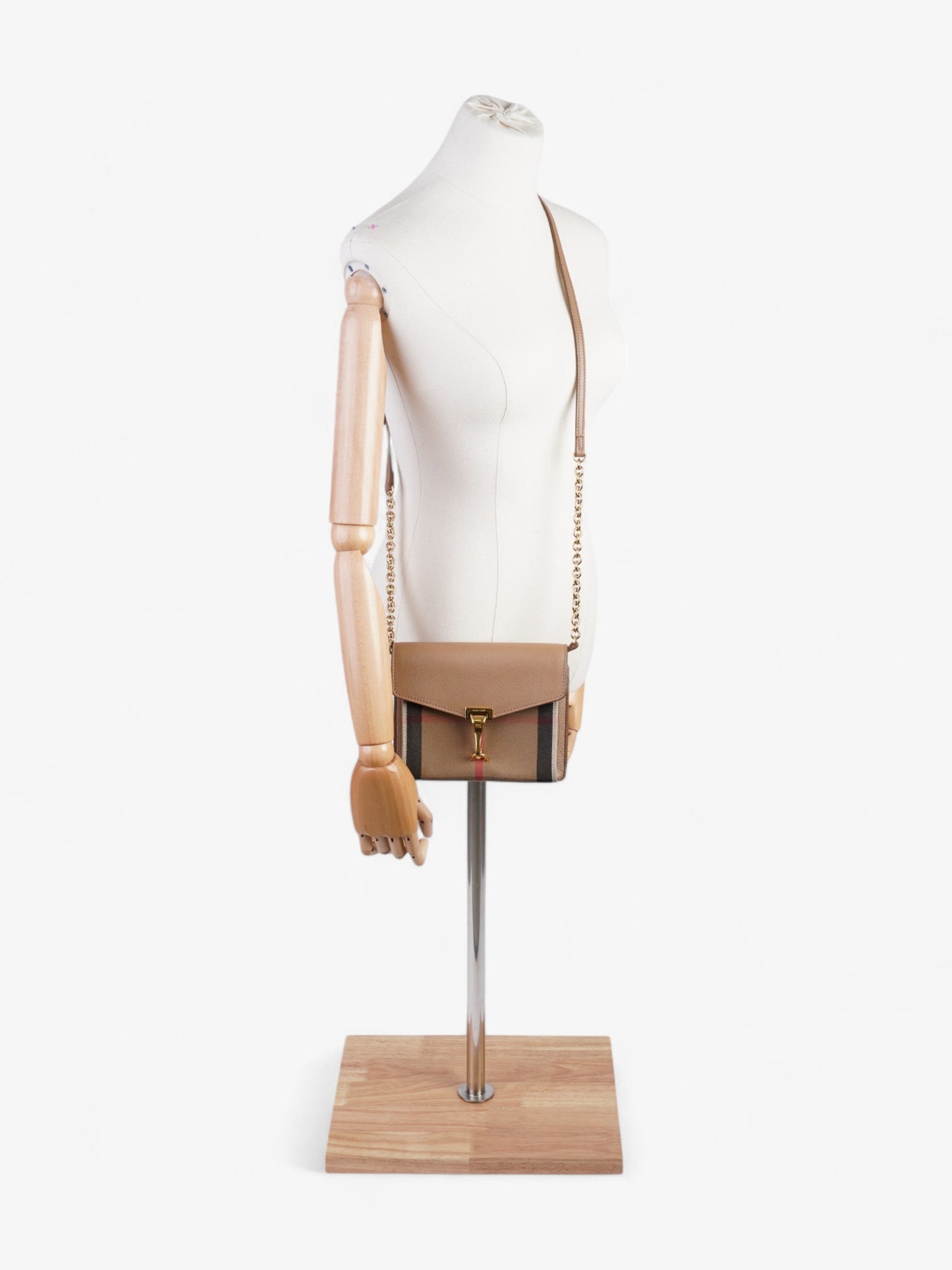 Burberry Macken House Check / Camel Calfskin Leather Baby