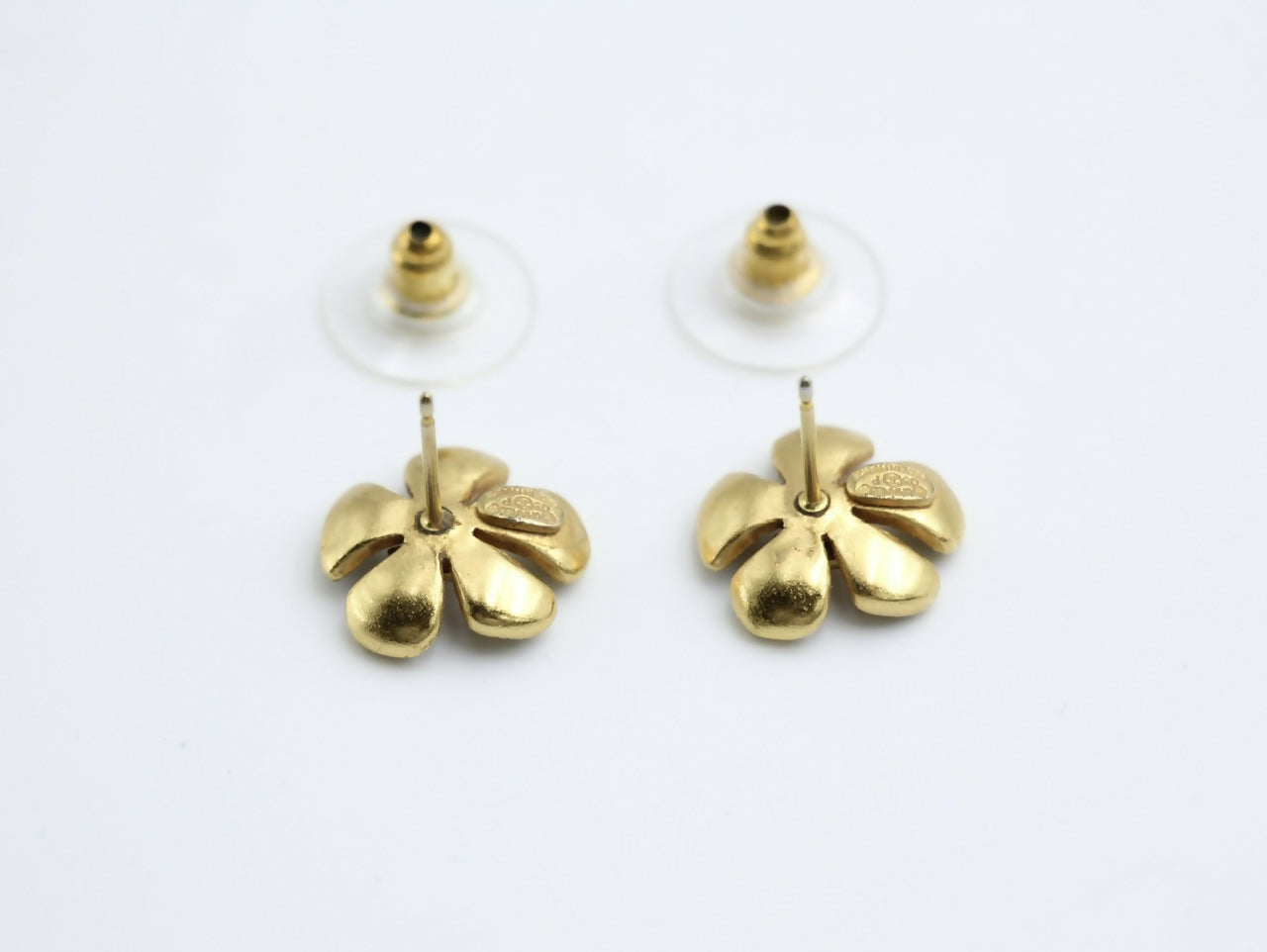 Chanel Vintage 03P Gold-plated Emerald Green and Red Flower Stud Earrings