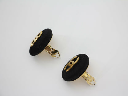 Chanel Vintage 1986-92 Black Velvet Round Clip-on Earrings
