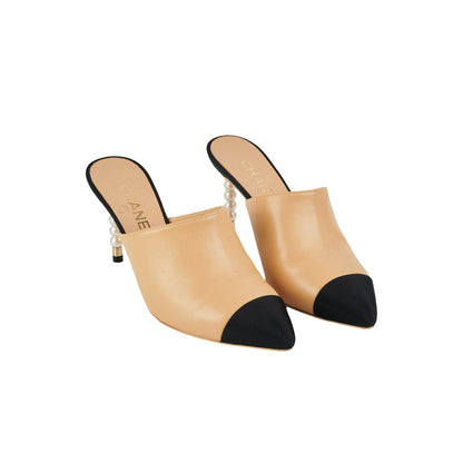 Chanel Beige Pearls High Heels Size 37