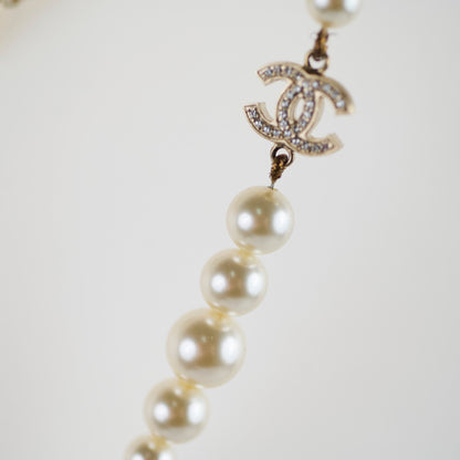 Chanel Pearl Long CC Logo Necklace Costume Jewellery