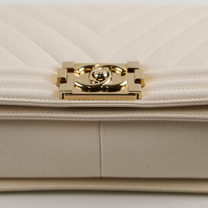 Chanel Old Medium Boy Chevron White Caviar - Series 29