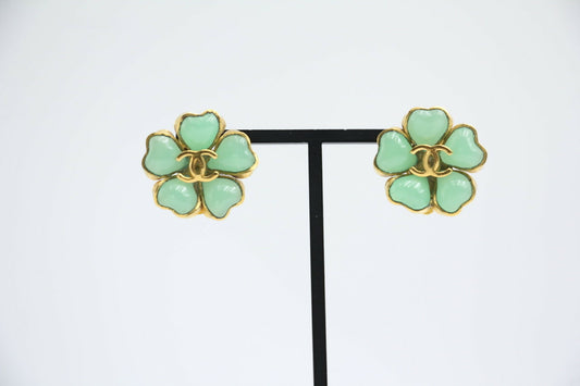 Chanel Vintage 97P Gripoix Jade Light Green Camellia Clip-on Earrings