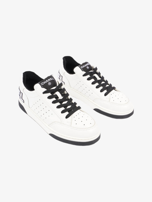 Chanel Logo Low Top Sneaker White / Black Leather EU 39 UK 6