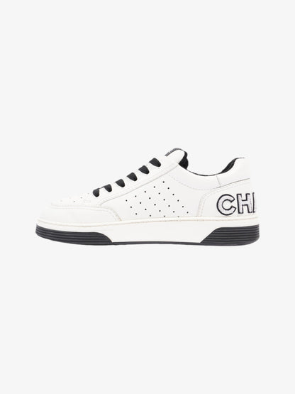 Chanel Logo Low Top Sneaker White / Black Leather EU 39 UK 6