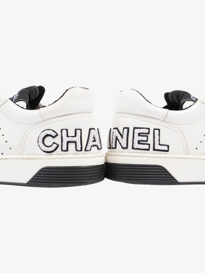 Chanel Logo Low Top Sneaker White / Black Leather EU 39 UK 6