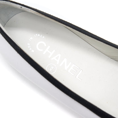 Chanel Flats Black / White Size 36.5