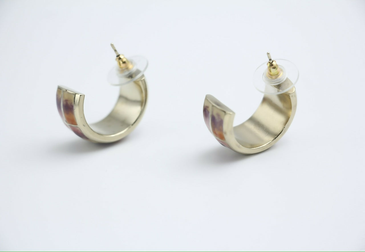 Chanel 16C Metal Purple Gradient Curved Stud Earrings