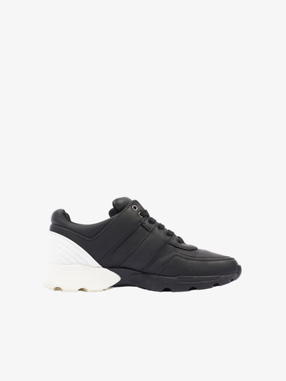 Chanel CC Logo Sneakers Black / White Leather EU 40.5 UK 7.5