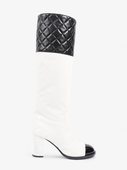Chanel Knee High Boots White / Black Velvet EU 38 UK 5