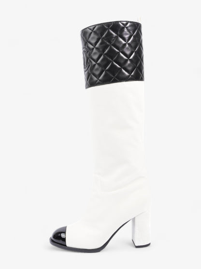 Chanel Knee High Boots White / Black Velvet EU 38 UK 5