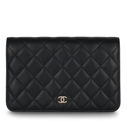 Chanel Pearl WOC