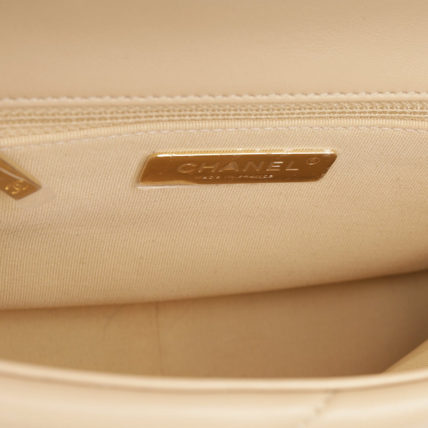 Chanel Chanel 19 - Small