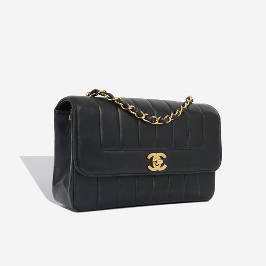Chanel Vertical Flap Bag - Vintage