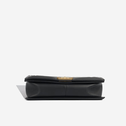 Chanel Boy Bag - New Medium