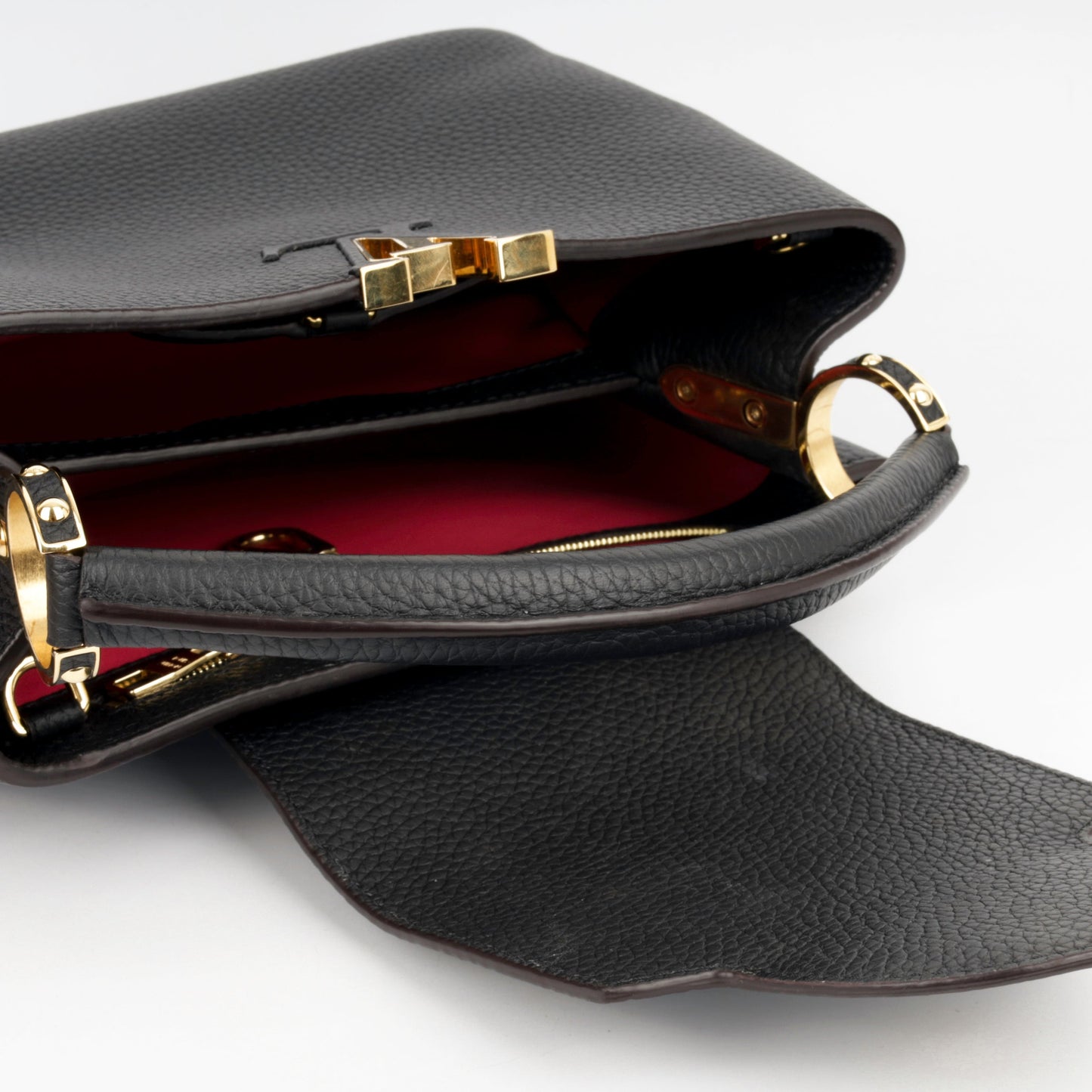 Louis Vuitton Capucines BB - Black