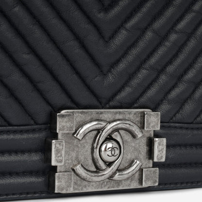 Chanel Boy Bag - Old Medium