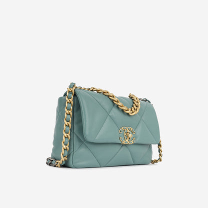 Chanel Chanel 19 - Small