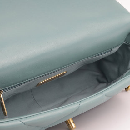 Chanel Chanel 19 - Small