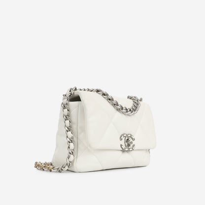 Chanel Chanel 19 - Small White