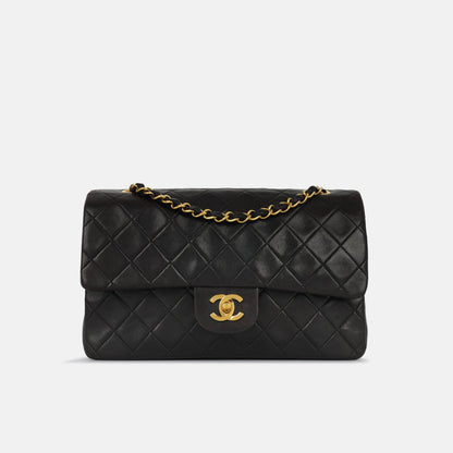 Chanel Vintage Classic Flap - Medium