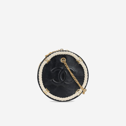 Chanel En Vogue Round Crossbody