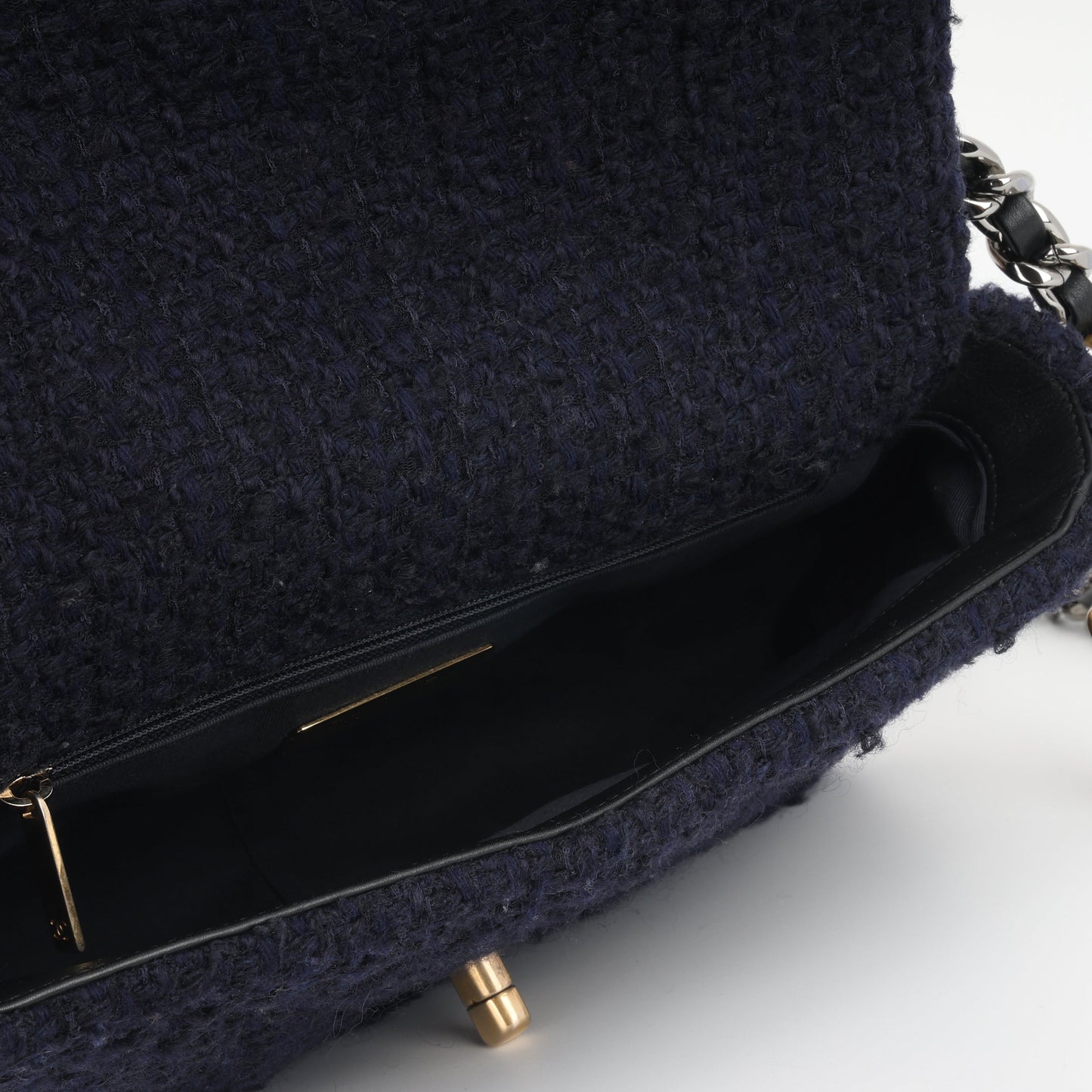 Chanel Chanel 19 - Small