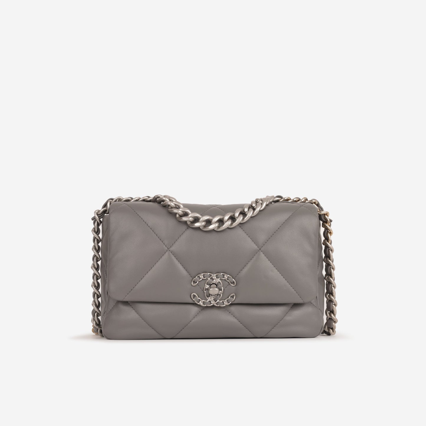 Chanel Chanel 19 - Small