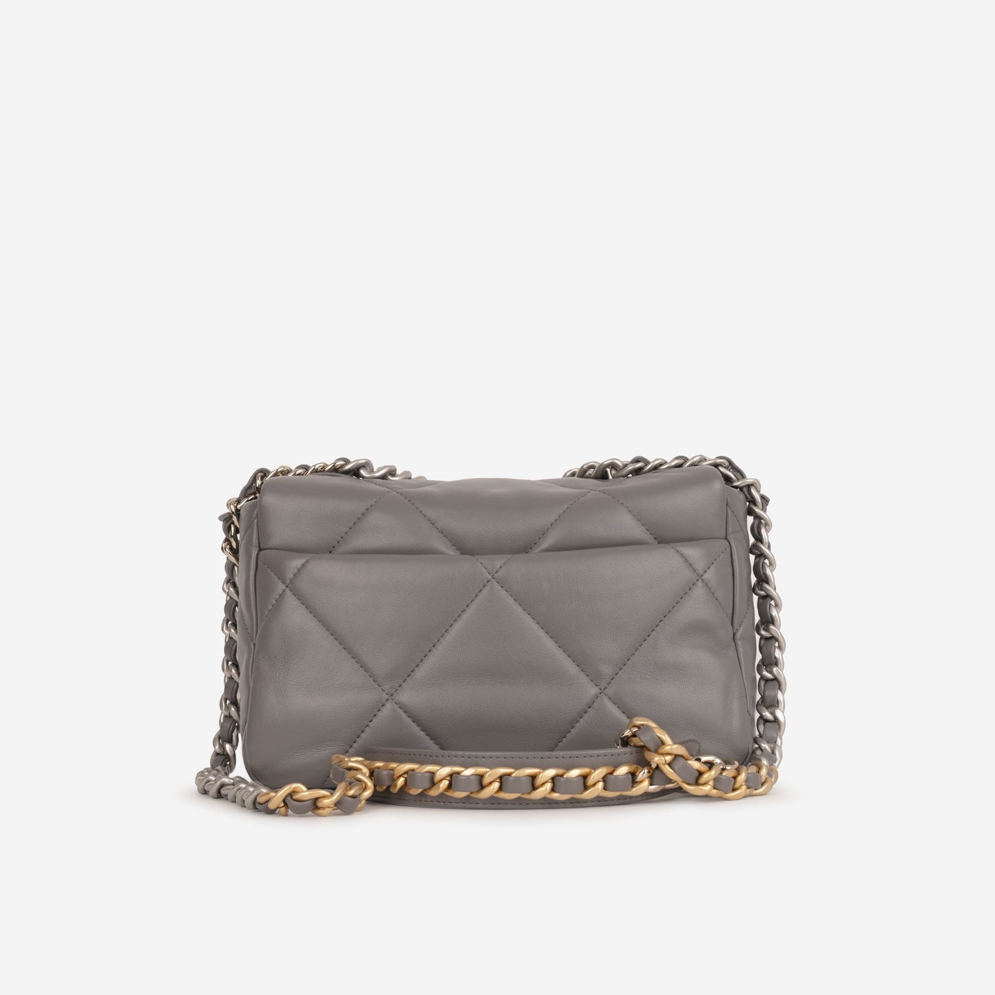 Chanel Chanel 19 - Small