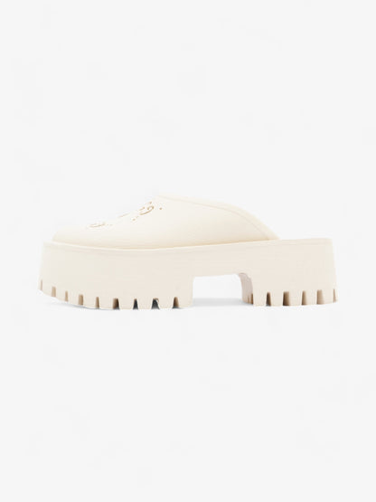 Gucci Perforated GG Platform Sandals Cream Rubber EU 37 UK 4