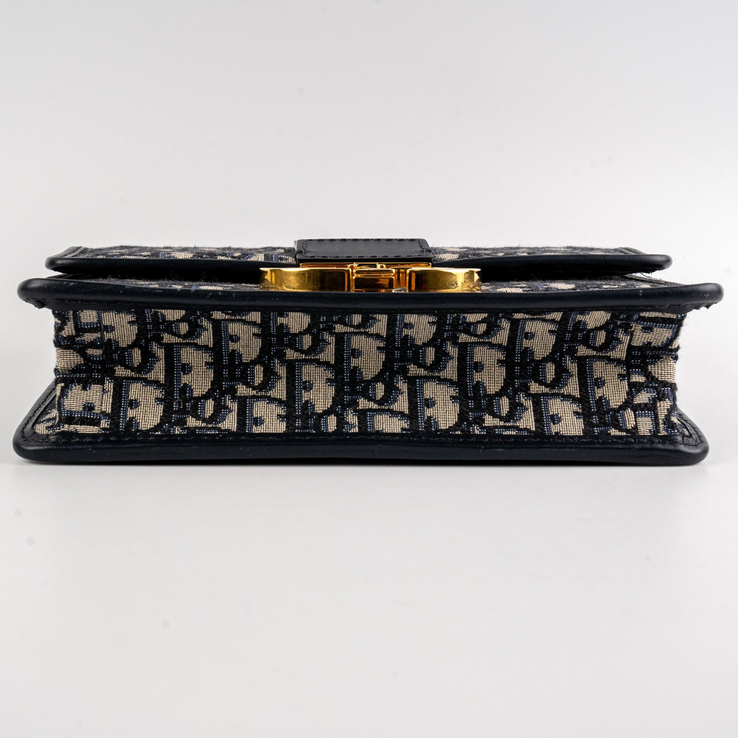 Christian Dior 30 Montaigne Crossbody Bag