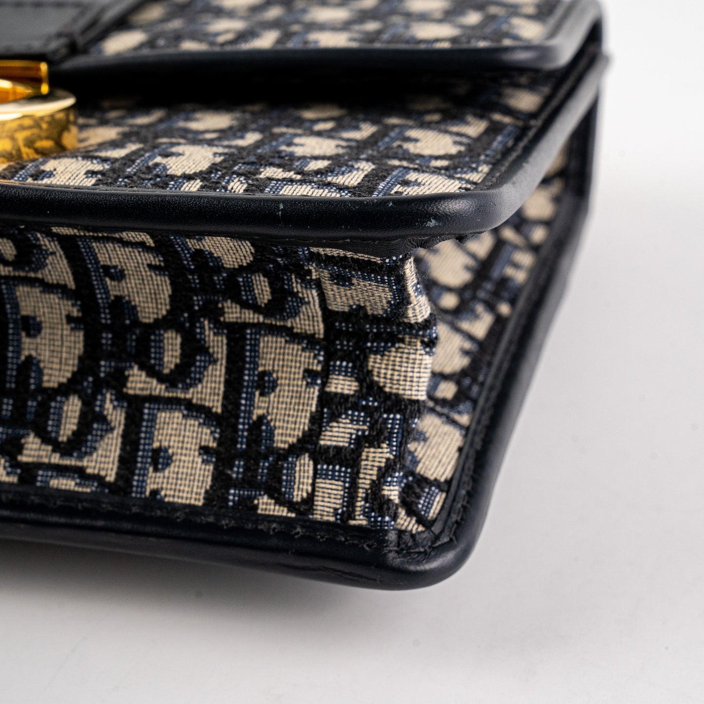 Christian Dior 30 Montaigne Crossbody Bag