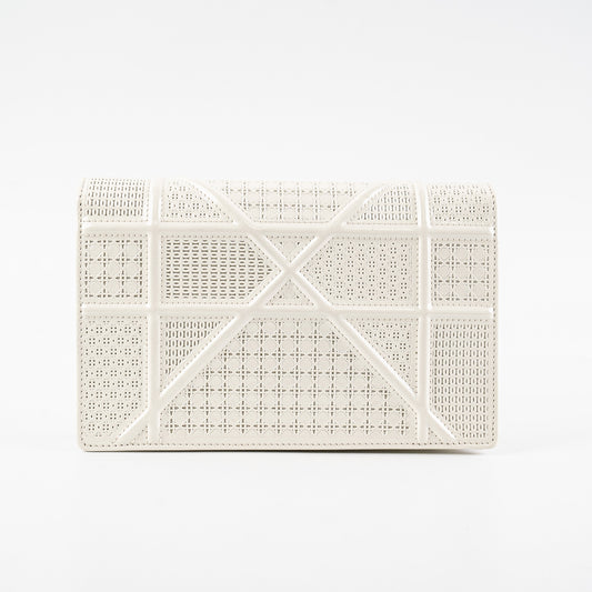 Dior Diorama Patent Wallet On Chain Woc Ivory