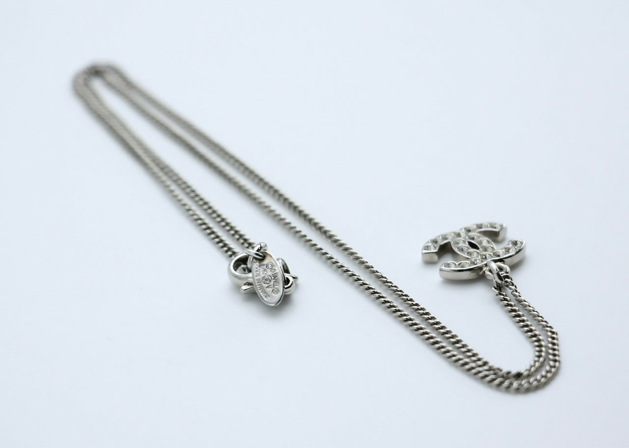 Chanel 10V Rhinestone Silver CC Mark Necklace