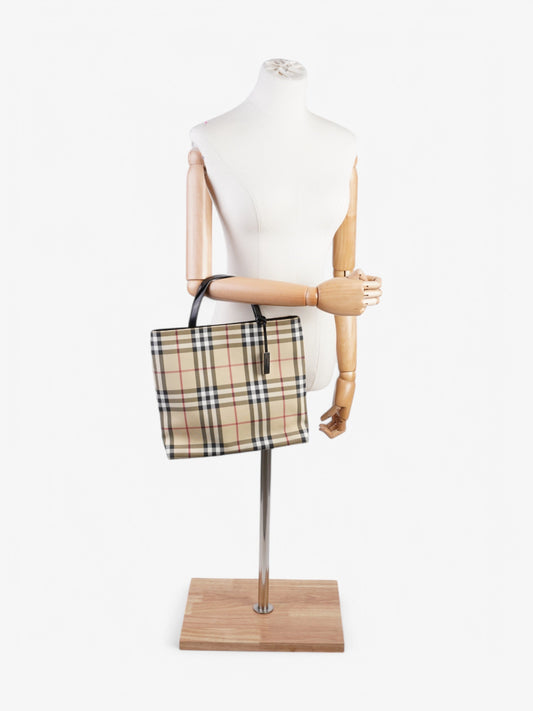 Burberry Check Tote Nova Check / Black Canvas