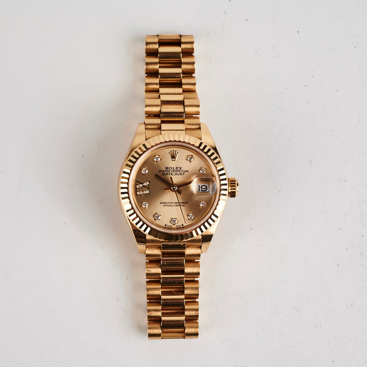 Rolex Datejust 28mm 18k Yellow Gold with Diamonds
