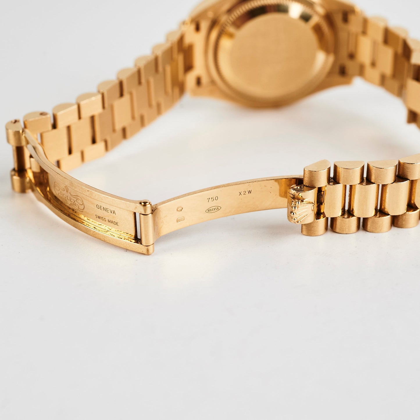 Rolex Datejust 28mm 18k Yellow Gold with Diamonds
