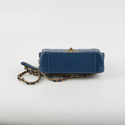 Chanel 19 Top Handle Chain Navy Bag