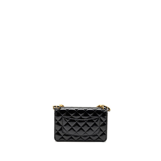 Chanel 24A Wallet On Chain Shiny Calfskin Black  (Microchip)