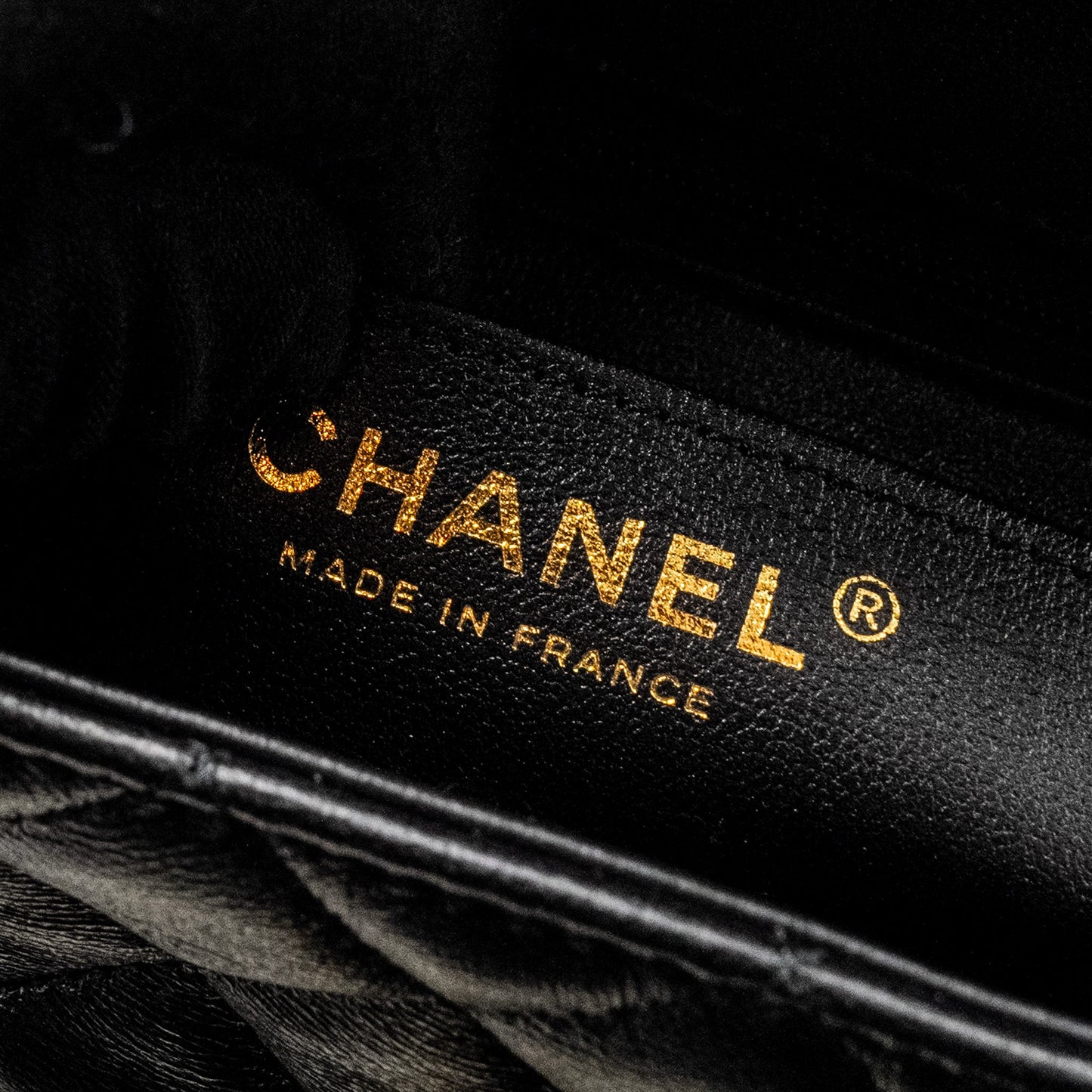 Chanel Mini Rectangular Flap Bag Lambskin Black L (microchip)